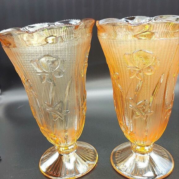 Vintage Pair of Gold Jeanette Glass Vases - Picture 3 of 7